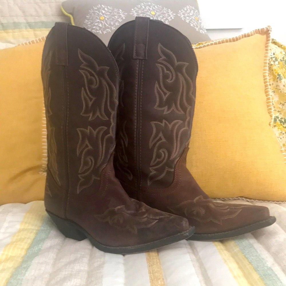 Brown leather Laredo cowgirl boots
